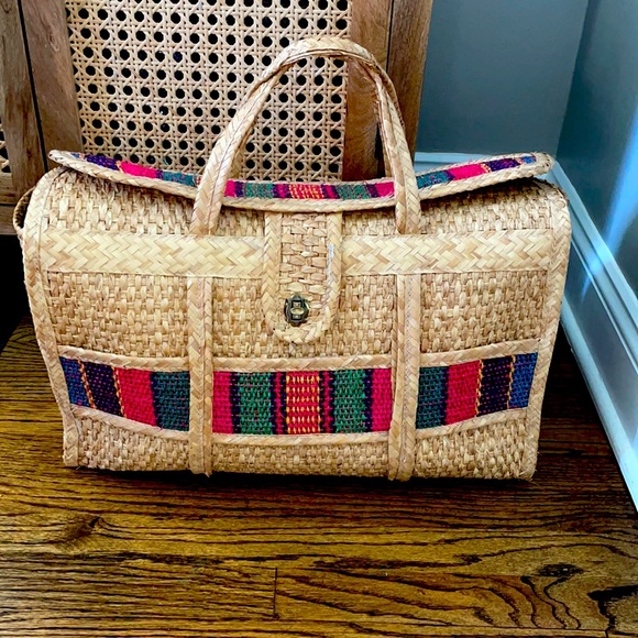 Nordstrom Handbags - Natural straw weekender bag